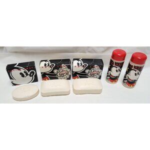 Lot of 5 Vintage 1990s Walt Disney Resorts Mickey Mouse Facial Bath Soap Shampoo